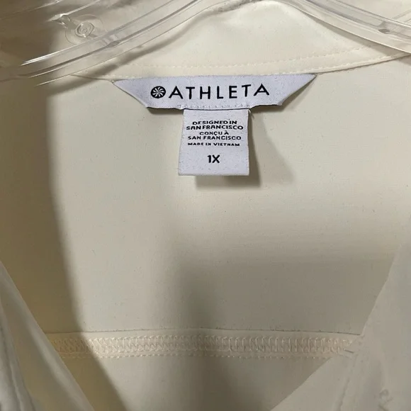 Elegant Cream Button-Down Flowy Dress - Picture 4 of 5